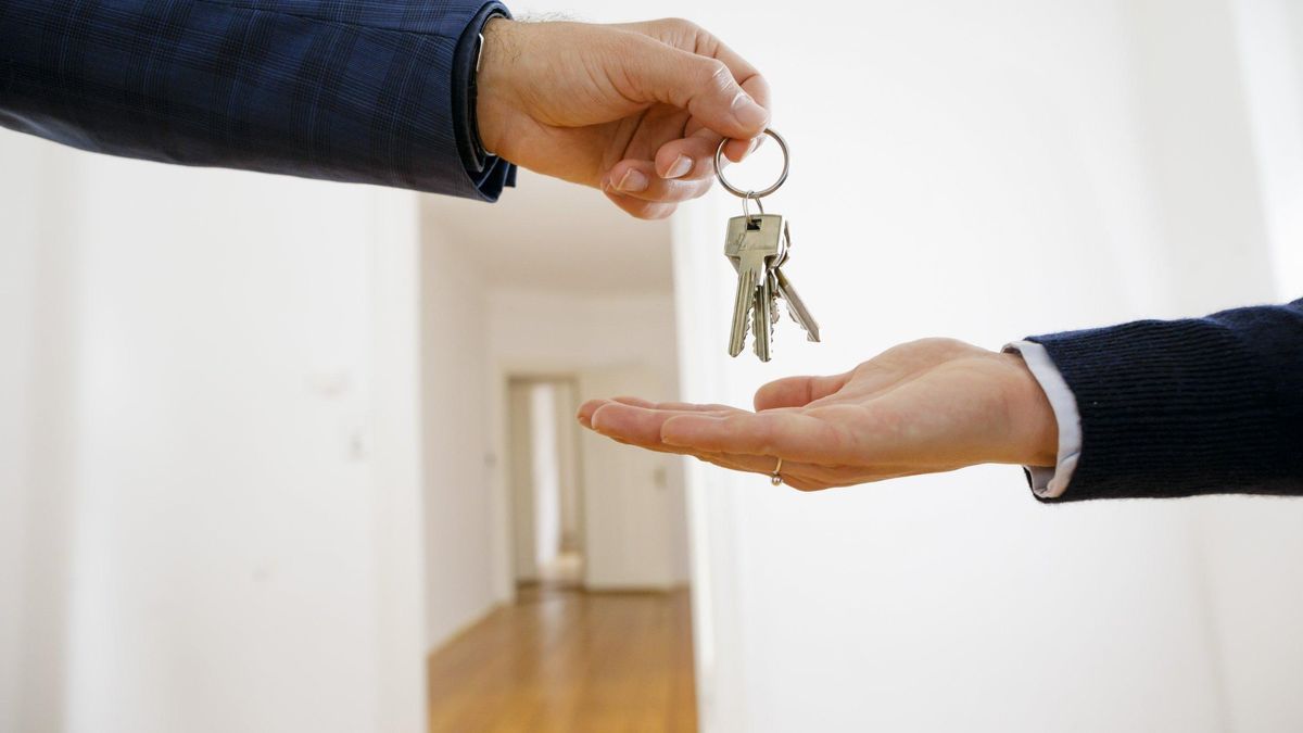 Польське місто Замостя готує безкоштовне житло для біженців з України Польське місто Замостя готує безкоштовне житло для біженців з України