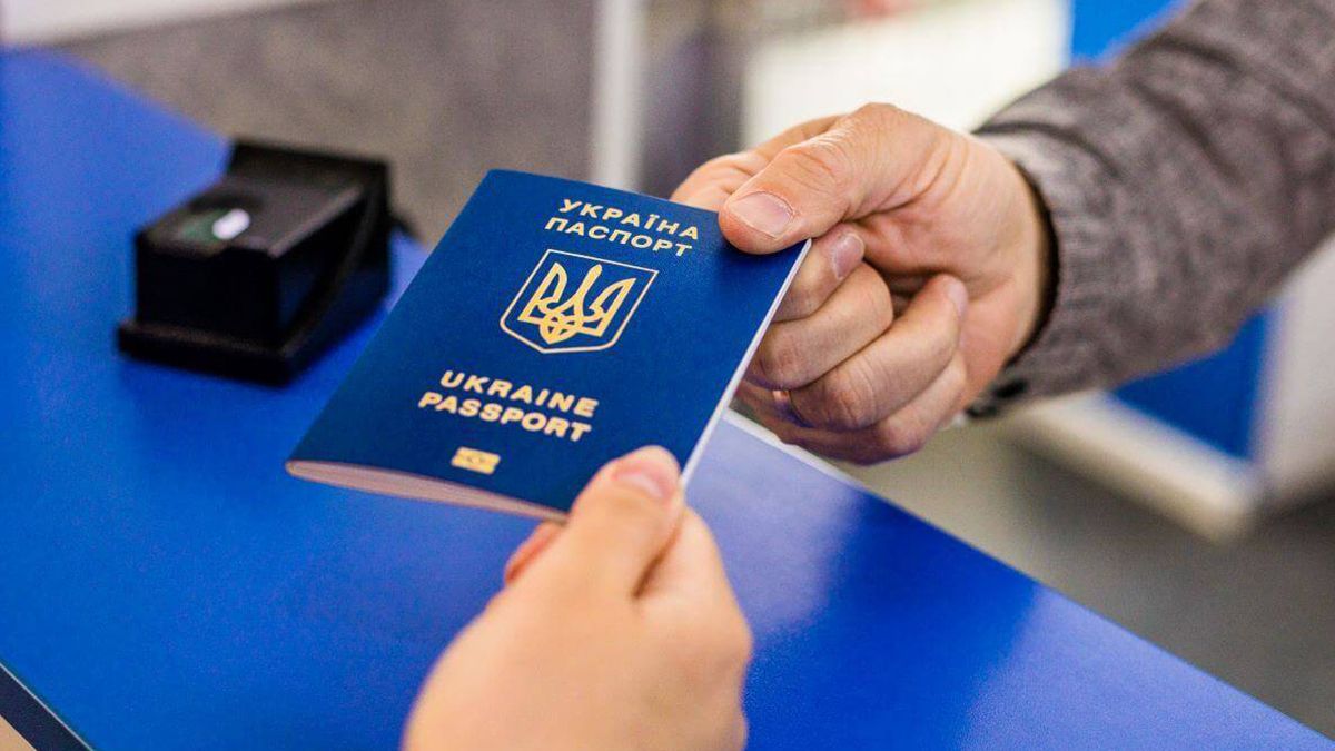 В Польше начнут принимать заявления от украинцев на национальные визы