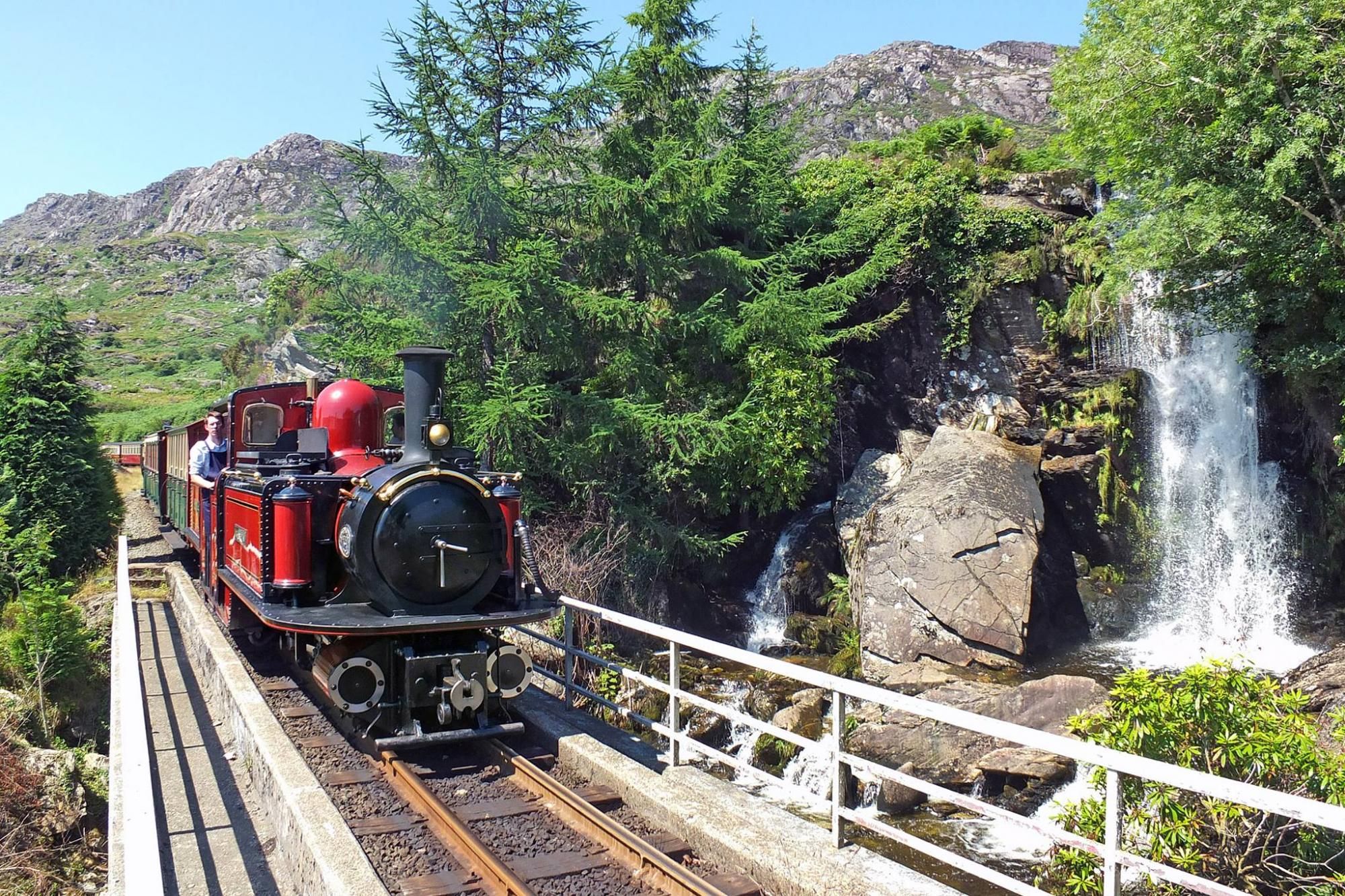 Названы самые живописные железнодорожные маршруты Европы Названы самые живописные железнодорожные маршруты Европы