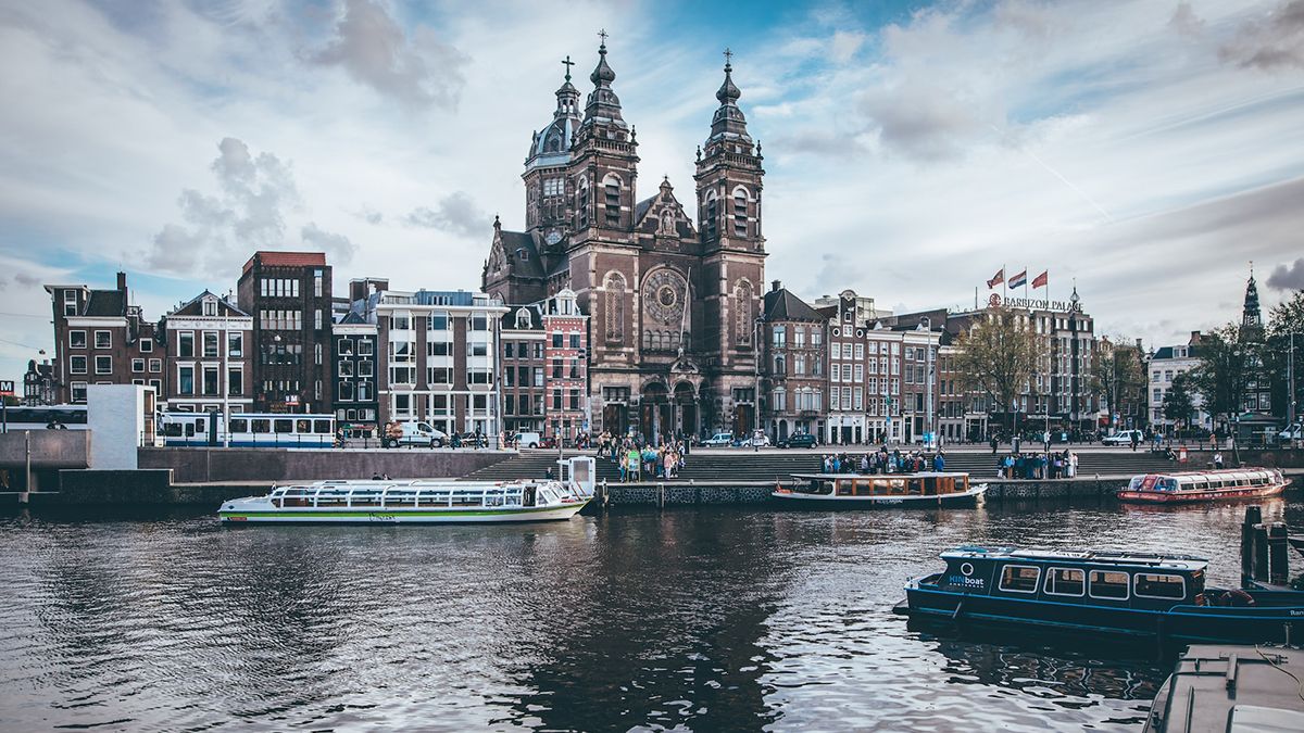 Нидерланды готовы принимать российских уклонистов Нидерланды готовы принимать российских уклонистов