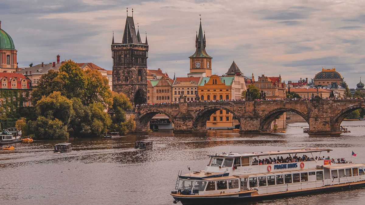 Карлов мост в Праге Карлов мост в Праге
