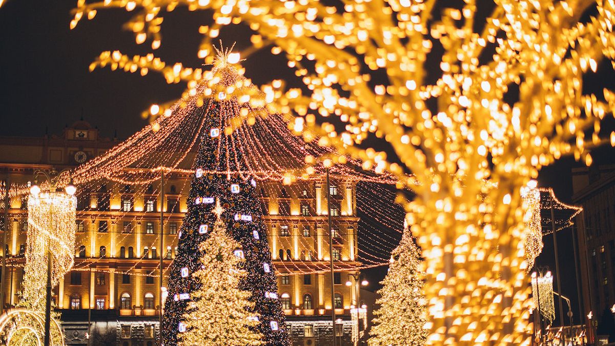 Рождественская ярмарка 2022 в Варшаве Рождественская ярмарка 2022 в Варшаве