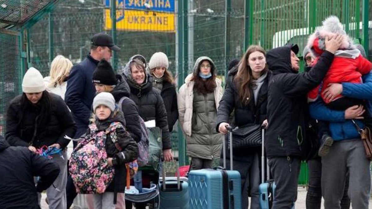 Сколько украинцев выедут за границу из-за холодной зимы