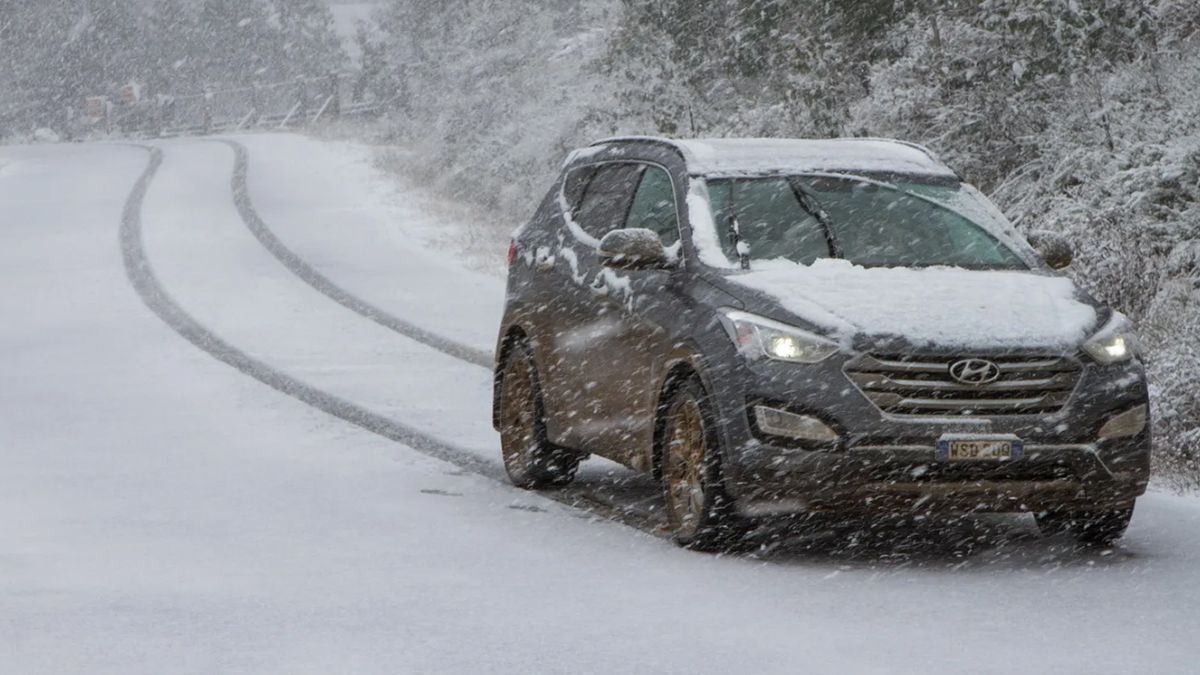 За що в Польщі можуть оштрафувати водіїв взимку