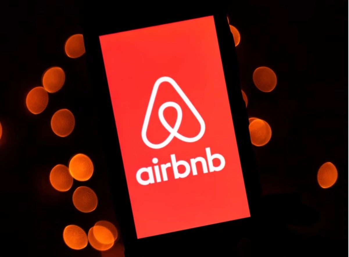 Airbnb запроваджує нові правила бронювання на Новий рік Airbnb запроваджує нові правила бронювання на Новий рік