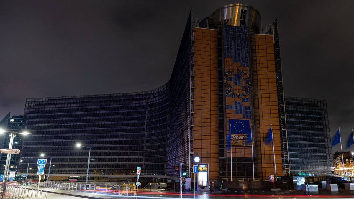 У світі пройшла акція Light Up Ukraine У світі пройшла акція Light Up Ukraine