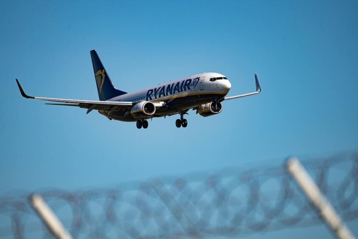 Ryanair відновлює рейси з Польщі в Грецію та запускає два нові
