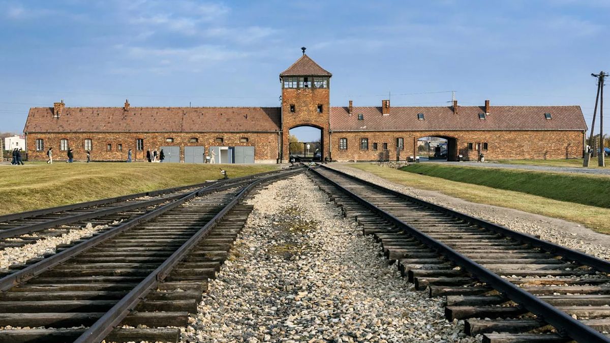 Польські музеї про Другу світову війну Польські музеї про Другу світову війну