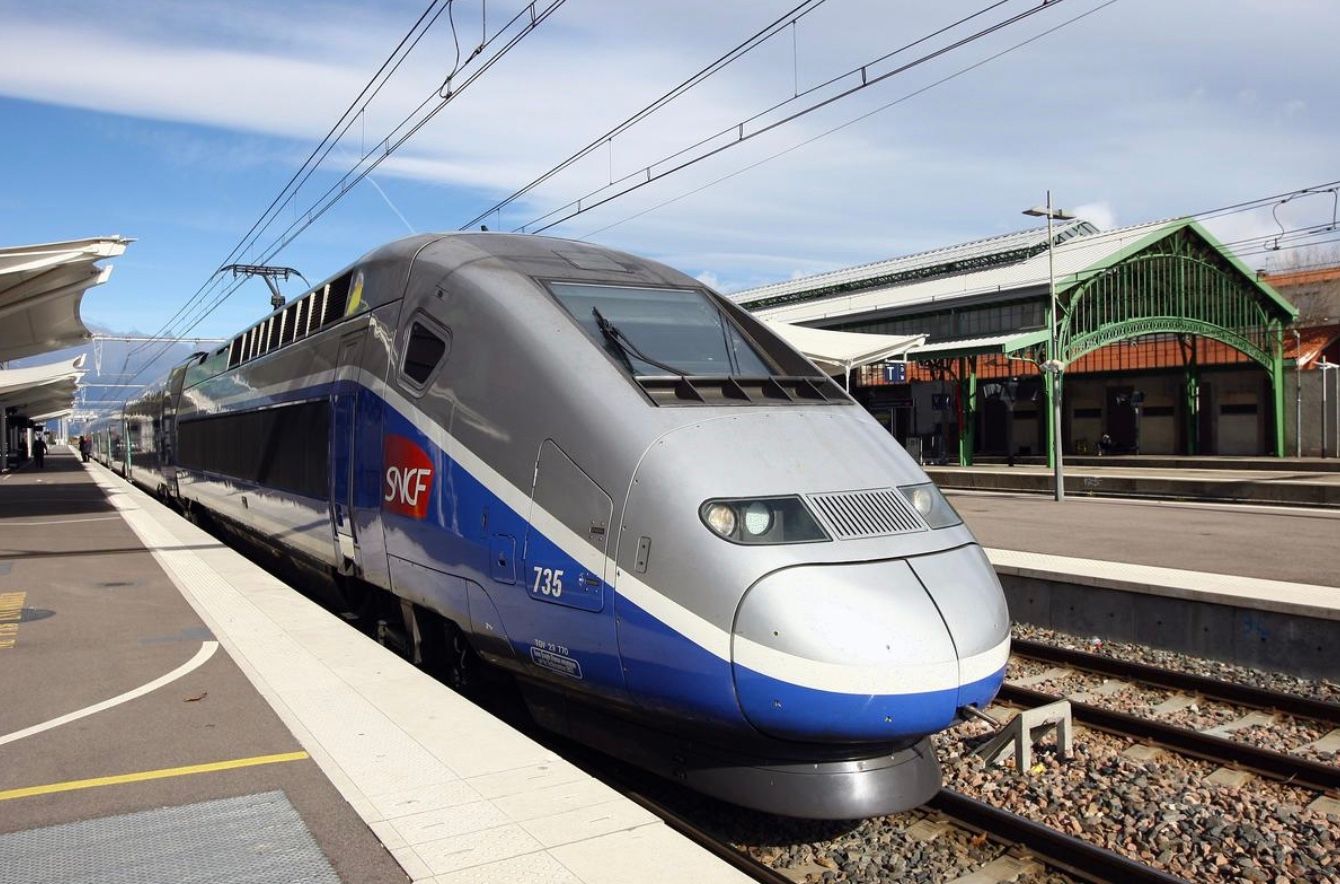 Париж і Берлін планують з'єднати швидкісним потягом
