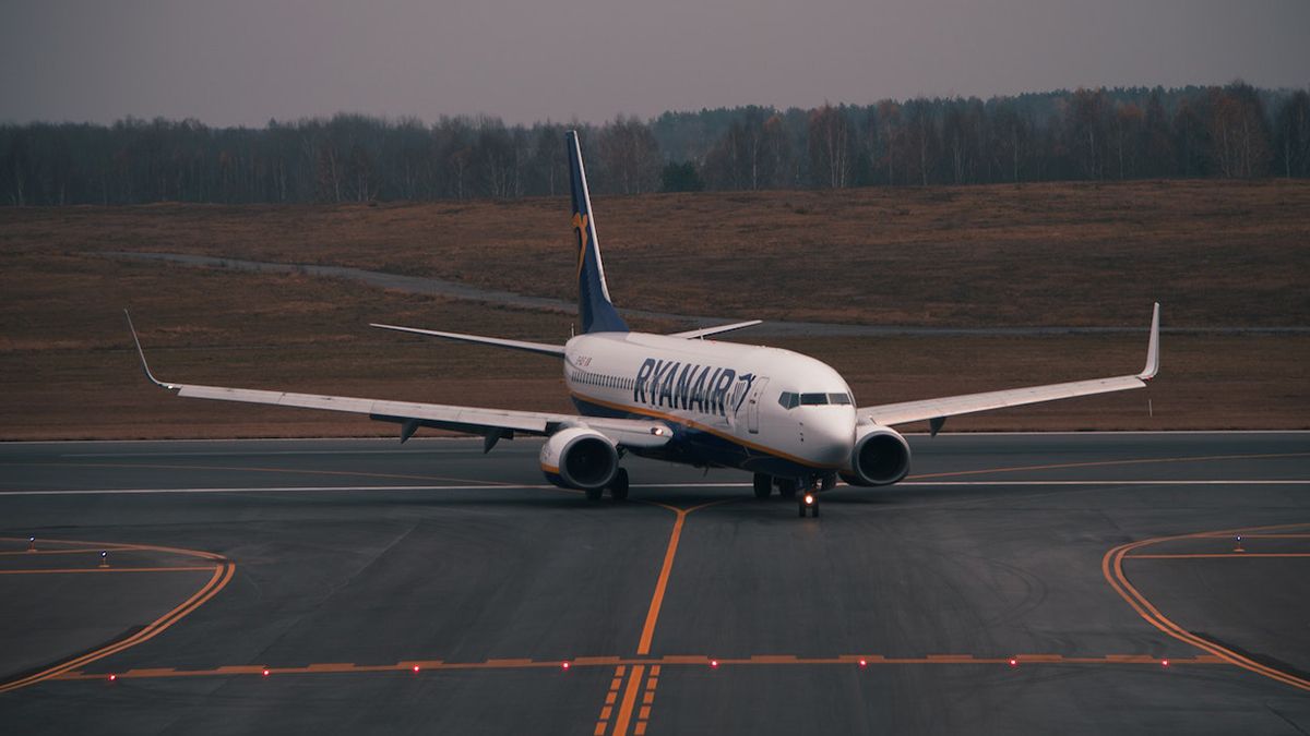 Ryanair запустить 5 нових рейсів з Варшави
