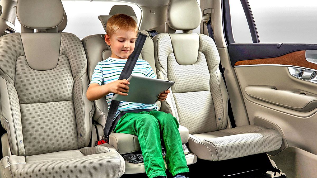 Як правильно перевозити дітей в авто в Польщі Як правильно перевозити дітей в авто в Польщі