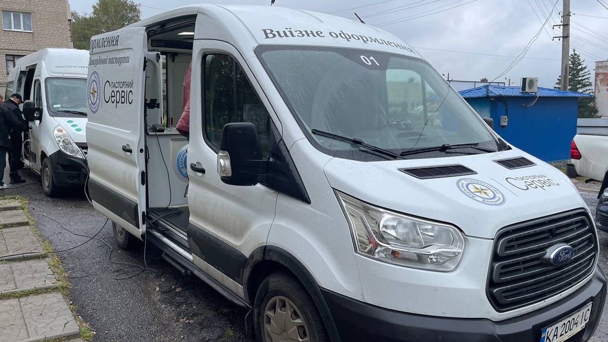 В Турции открыли украинский Паспортный сервис В Турции открыли украинский Паспортный сервис