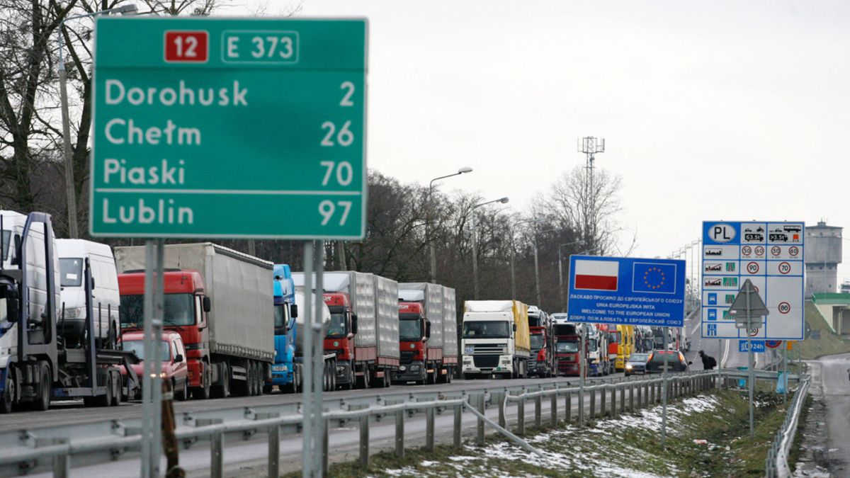 Українців попередили про ускладнений перетин кордону Українців попередили про ускладнений перетин кордону