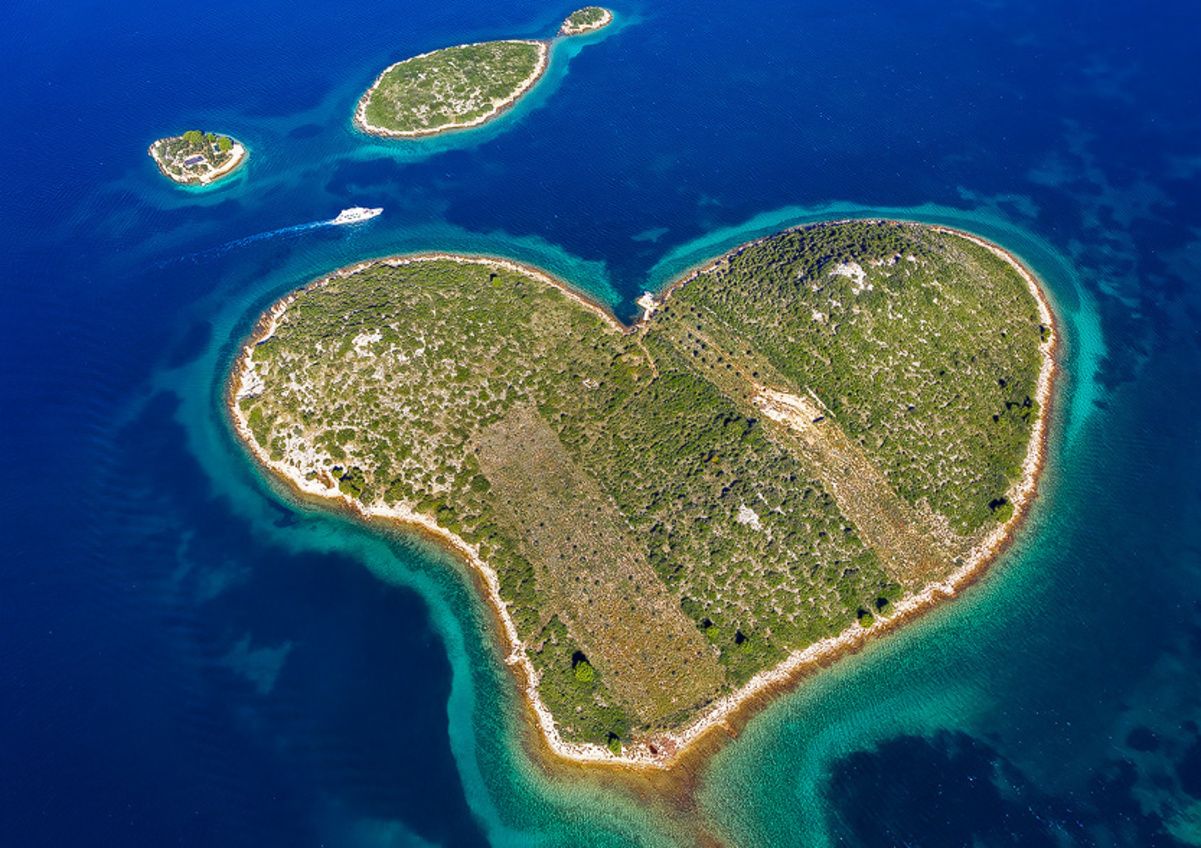 У Хорватії продають частину знаменитого "острова кохання"