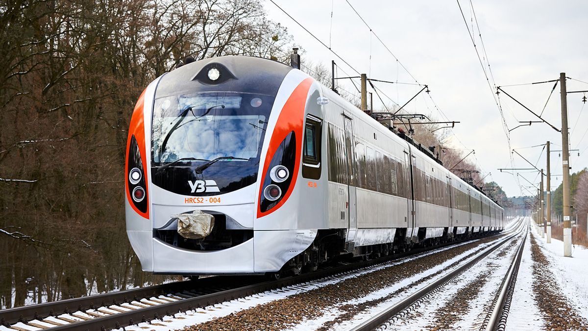 Між Варшавою та Львовом планують запустити прямі потяги - Закордон