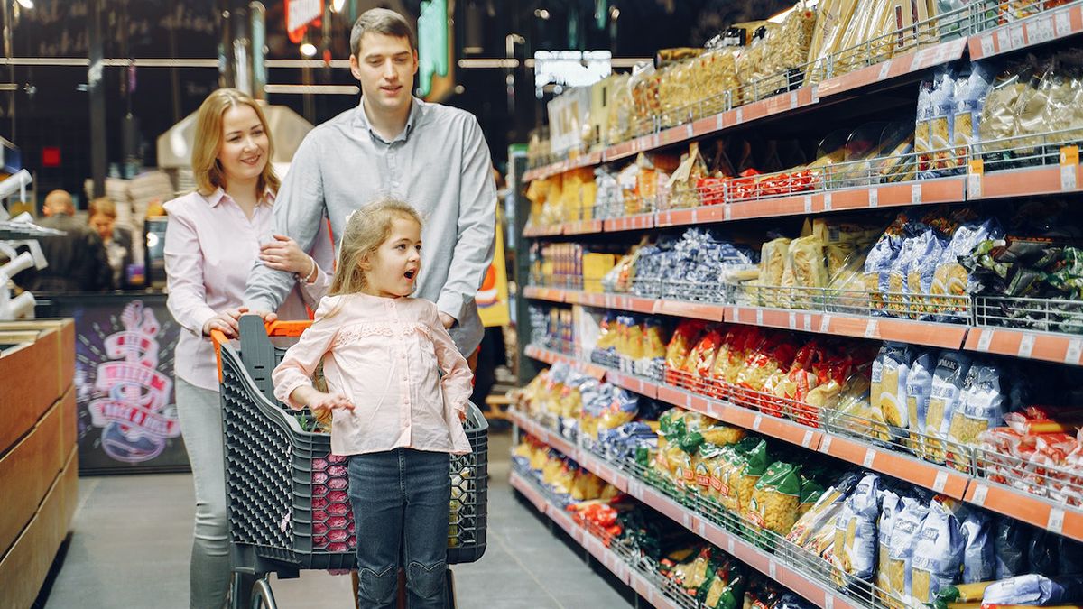 В Польщі заговорили про скасування неторгових неділь В Польщі заговорили про скасування неторгових неділь