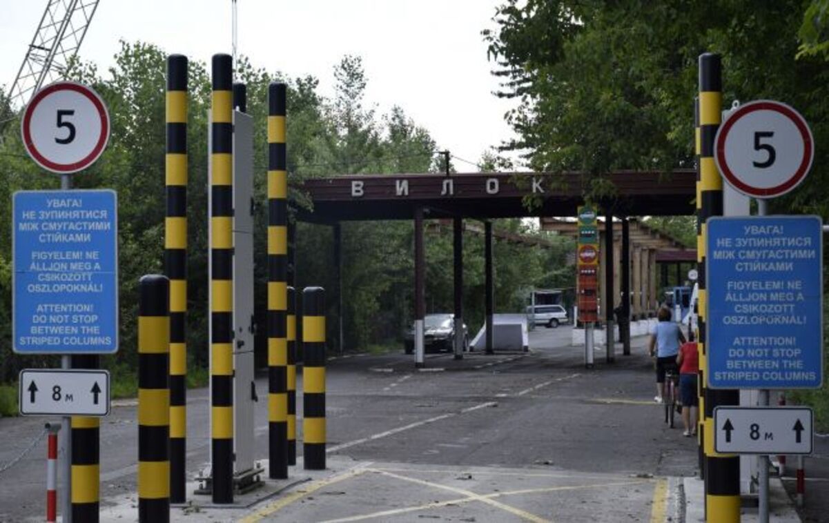 Пункт пропуска Вилок на границе с Венгрией будет закрыт 15 марта Пункт пропуска Вилок на границе с Венгрией будет закрыт 15 марта