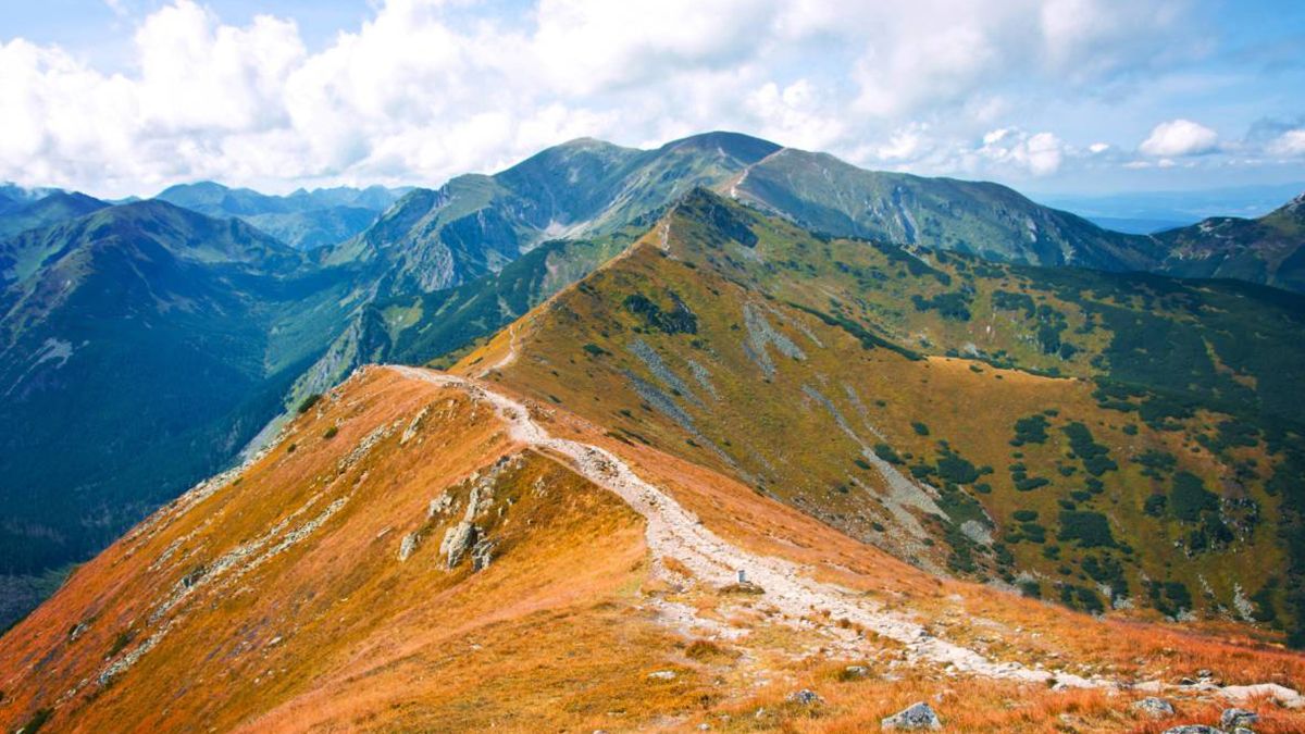 5 мальовничих гірських стежок у Польщі 5 мальовничих гірських стежок у Польщі