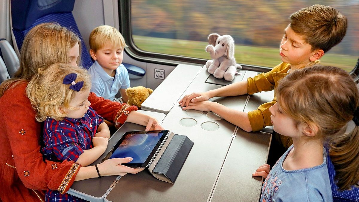 Польская железная дорога проводит акцию для маленьких пассажиров