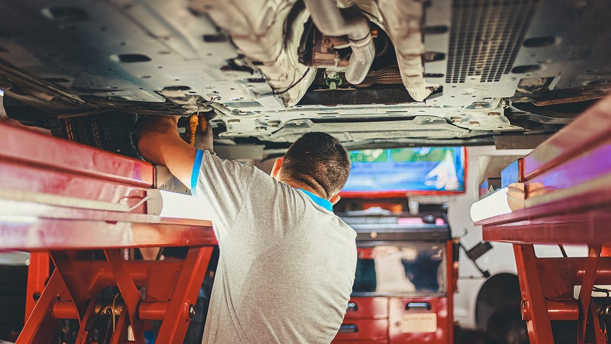 Больше всего кризис кадров накрыл автопромышленность Больше всего кризис кадров накрыл автопромышленность