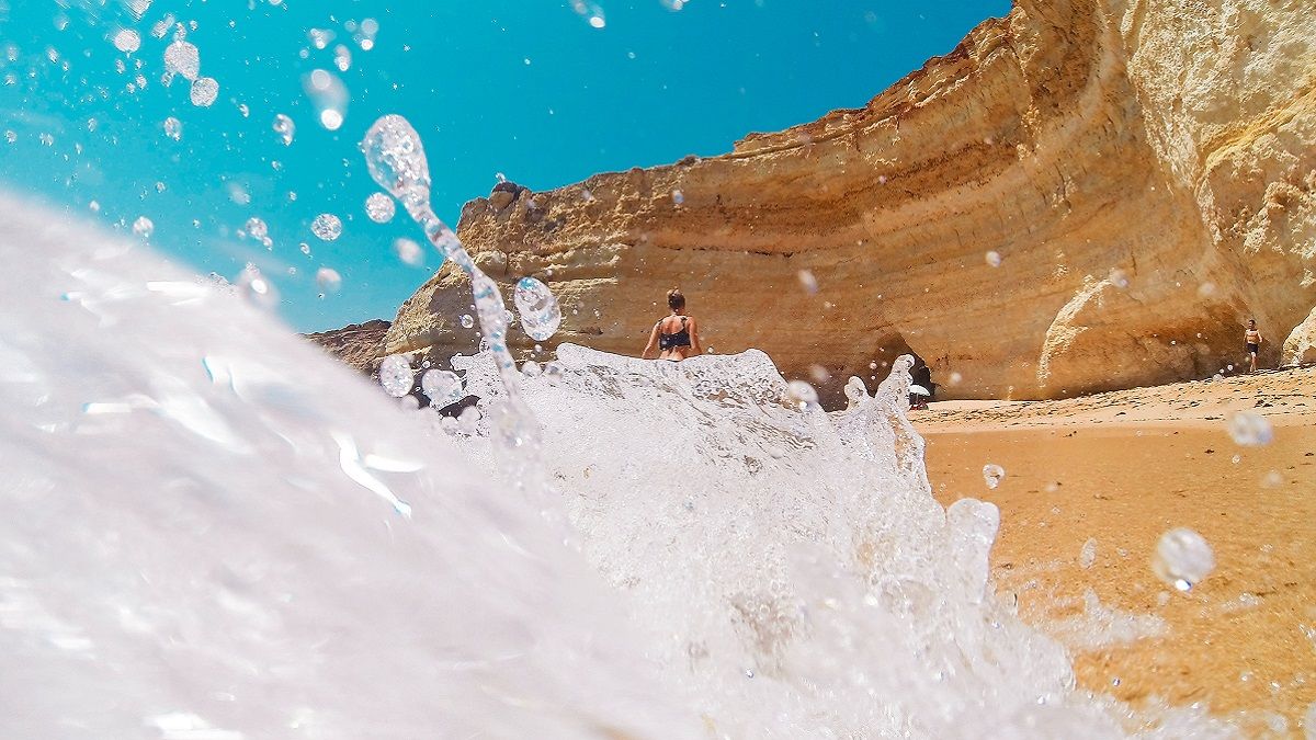 Правила поведінки на пляжі в Португалії можуть здивувати Правила поведінки на пляжі в Португалії можуть здивувати