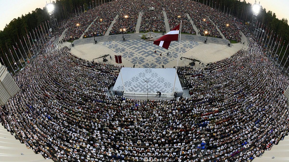 Масовий фестиваль в Латвії Масовий фестиваль в Латвії