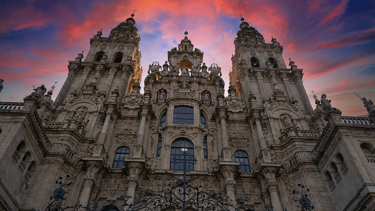 В Сантьяго-де-Компостела пытаются контролировать поток туристов В Сантьяго-де-Компостела пытаются контролировать поток туристов