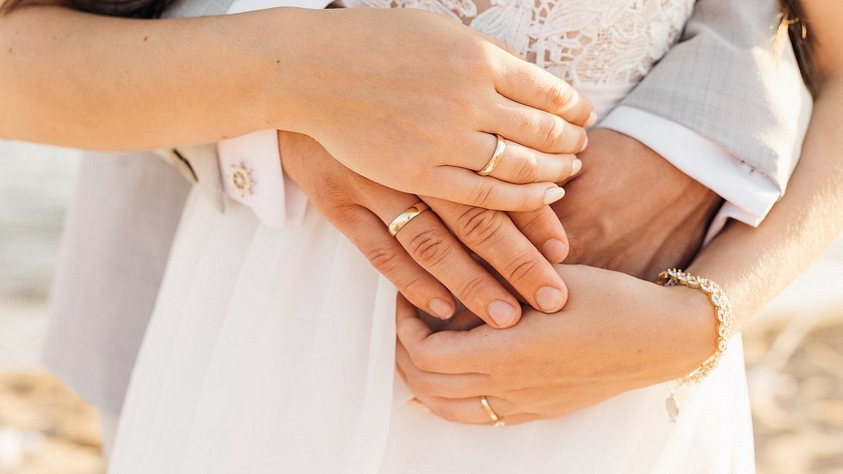 Украинские консульства смогут регистрировать брак и не только Украинские консульства смогут регистрировать брак и не только