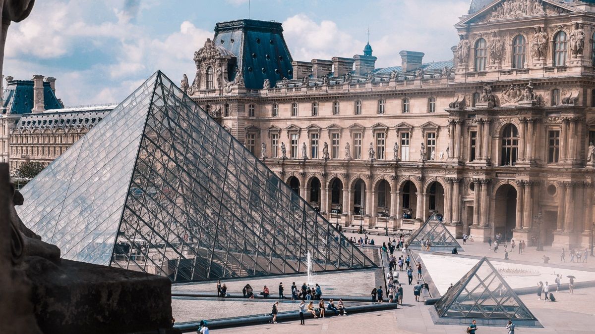 Що потрібно знати українцям про французьке життя Що потрібно знати українцям про французьке життя