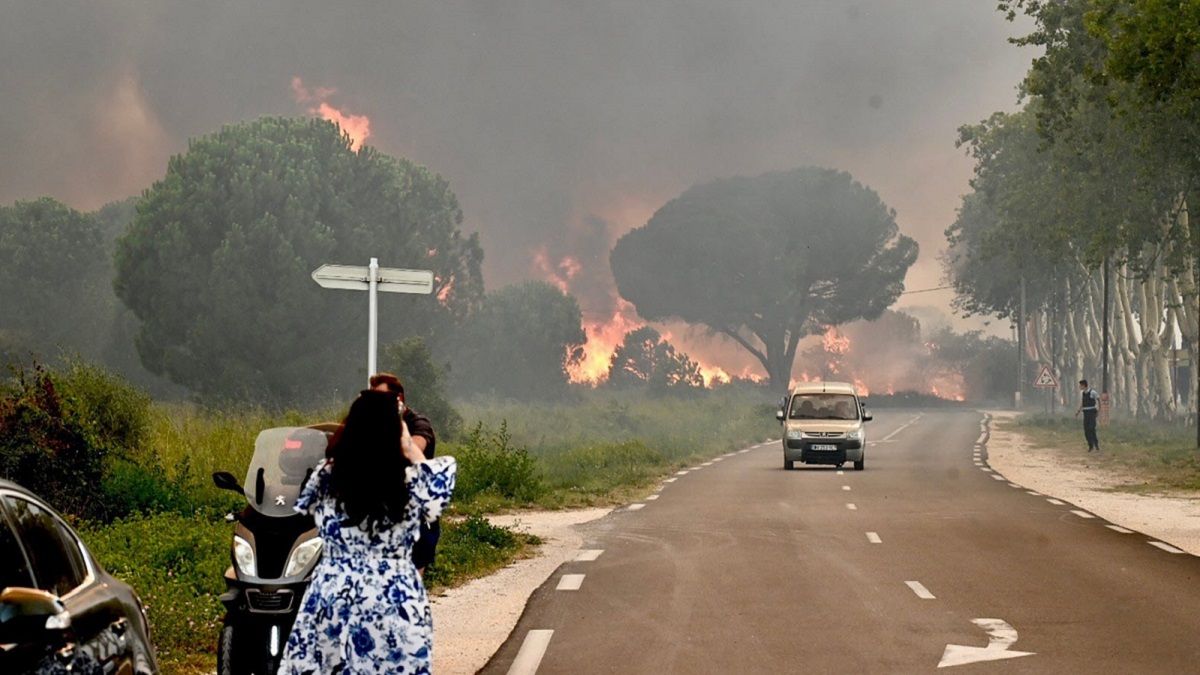 Туристов эвакуировали из кемпингов Туристов эвакуировали из кемпингов