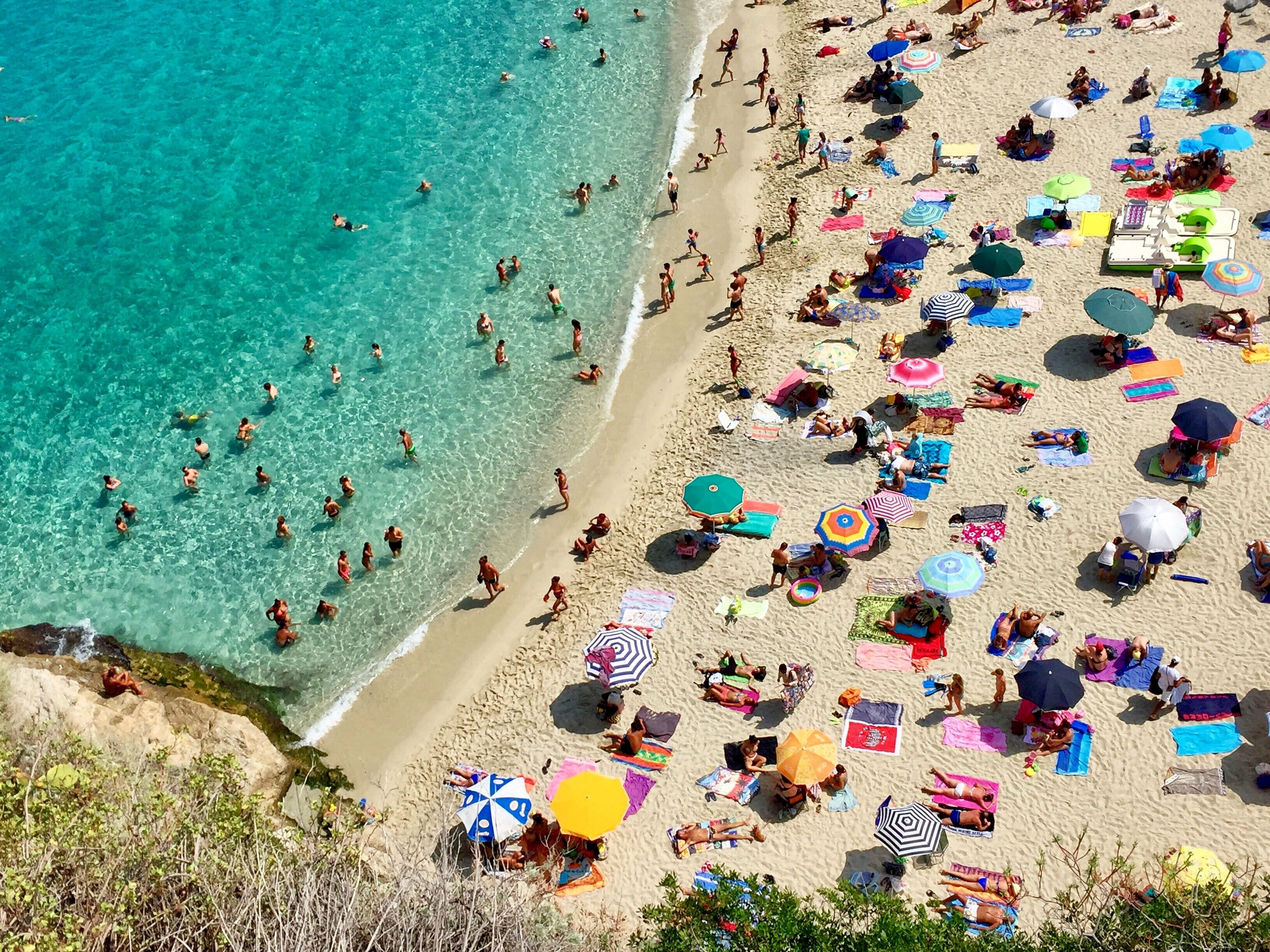 Деякі пляжі в Італії запроваджують нові суворі правила відвідування