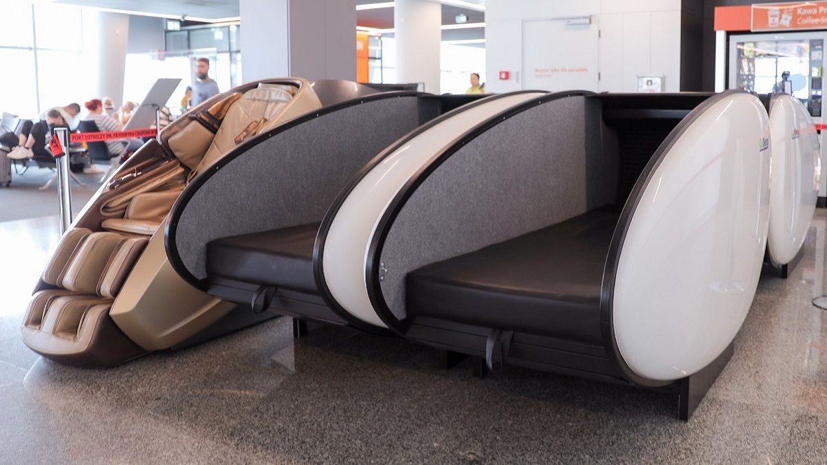 Капсула для сну під час довгої пересадки Капсула для сну під час довгої пересадки