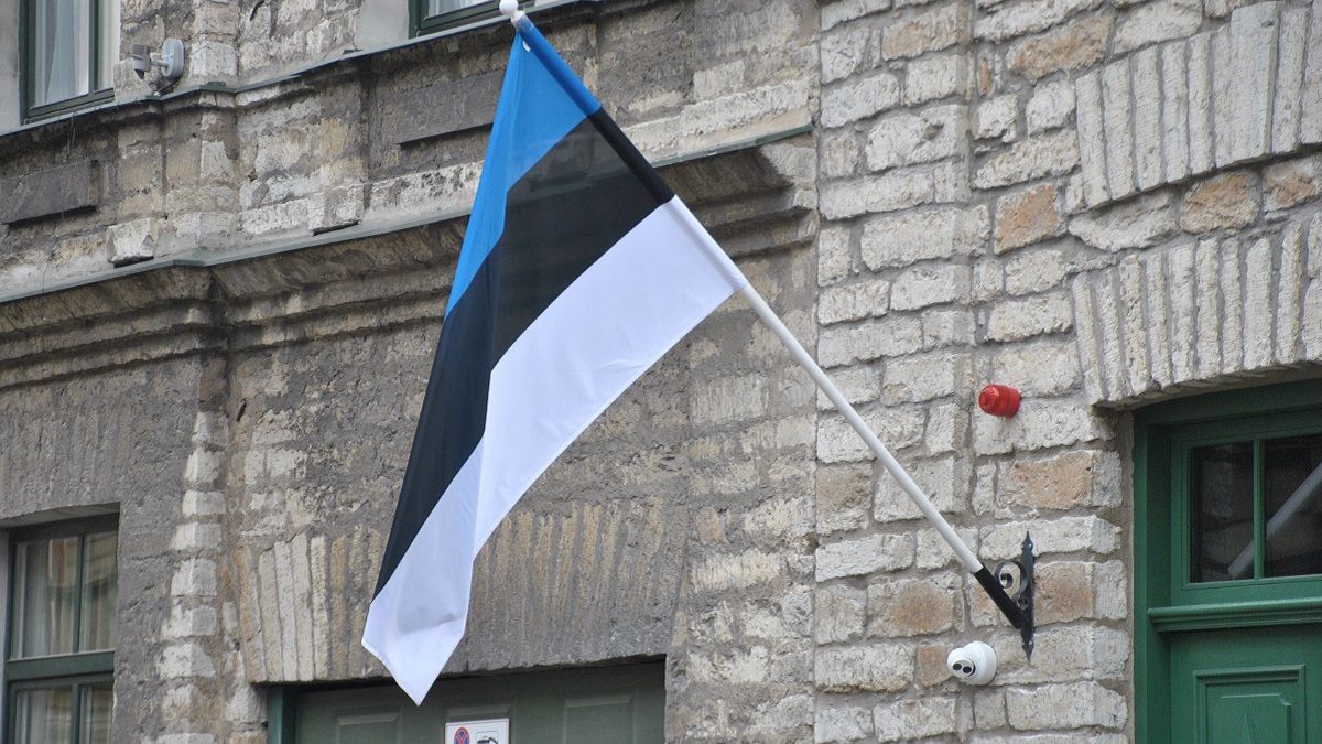 Країна визначається, що робити з російськими автомобілями Країна визначається, що робити з російськими автомобілями