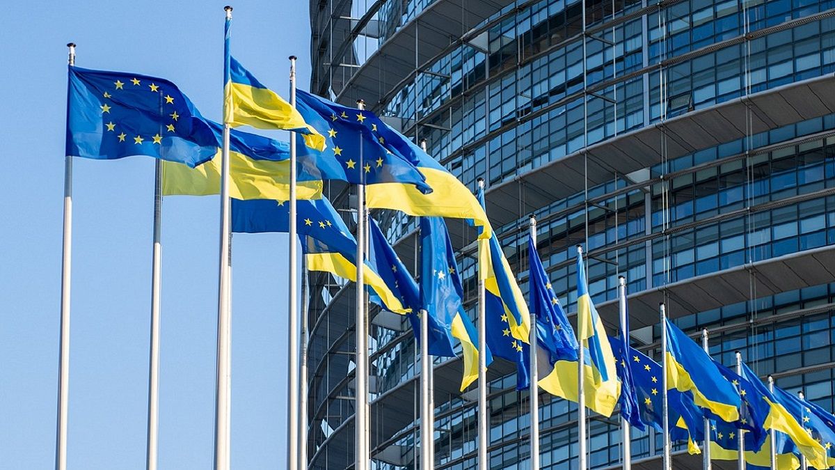 Европа и дальше будет помогать украинским беженцам Европа и дальше будет помогать украинским беженцам