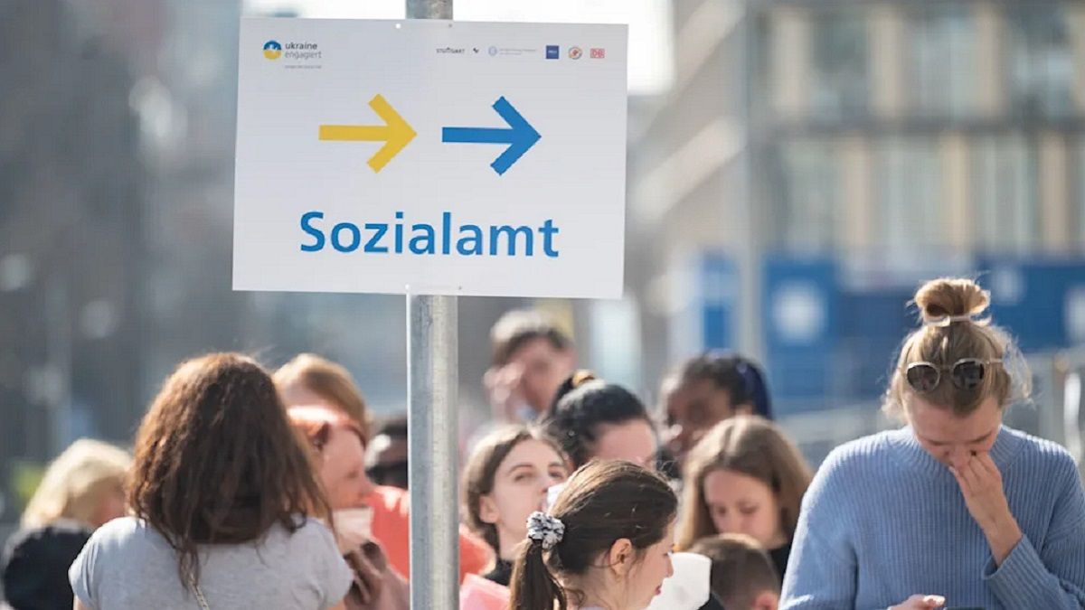 В Німеччині розслідують махінації біженців з виплатами В Німеччині розслідують махінації біженців з виплатами