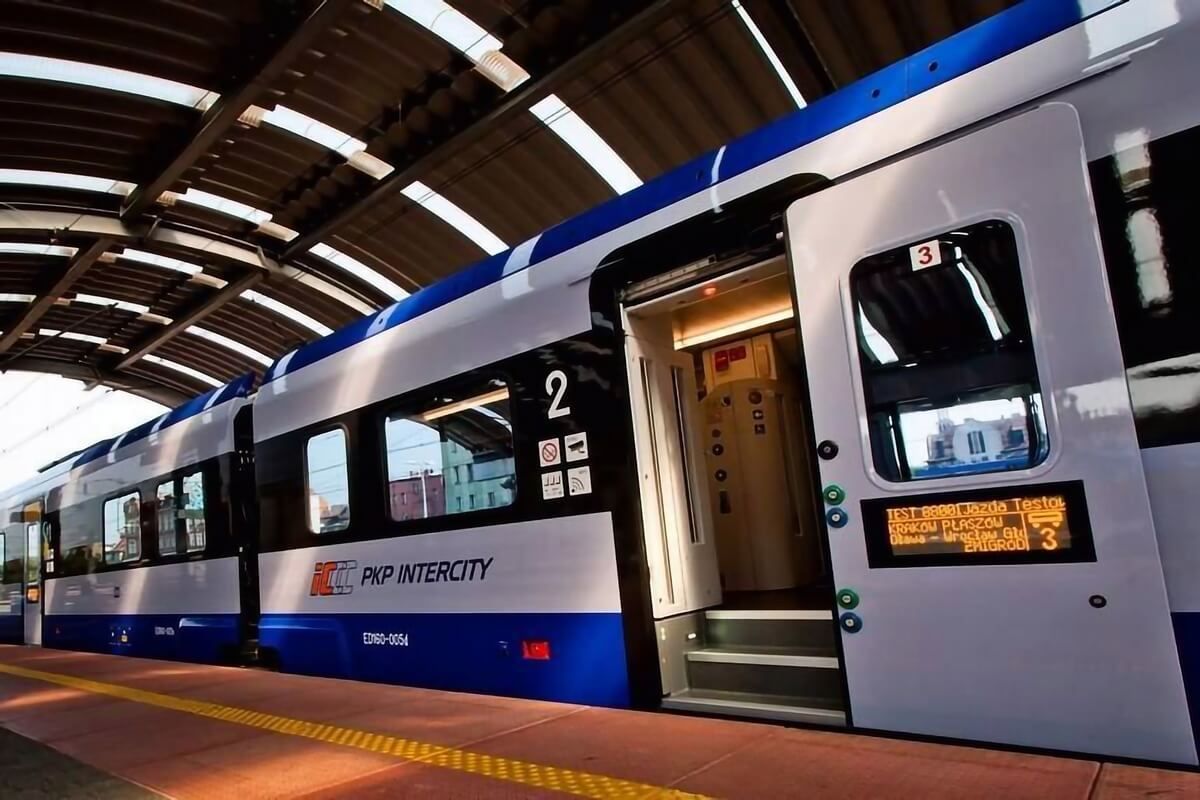 PKP у жовтні роздасть мільйон квитків за супернизькими цінами PKP у жовтні роздасть мільйон квитків за супернизькими цінами