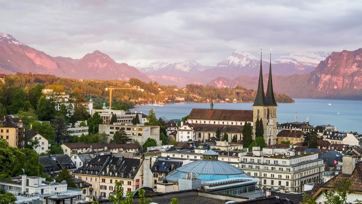 Українців будуть активніше працевлаштовувати в державі Українців будуть активніше працевлаштовувати в державі