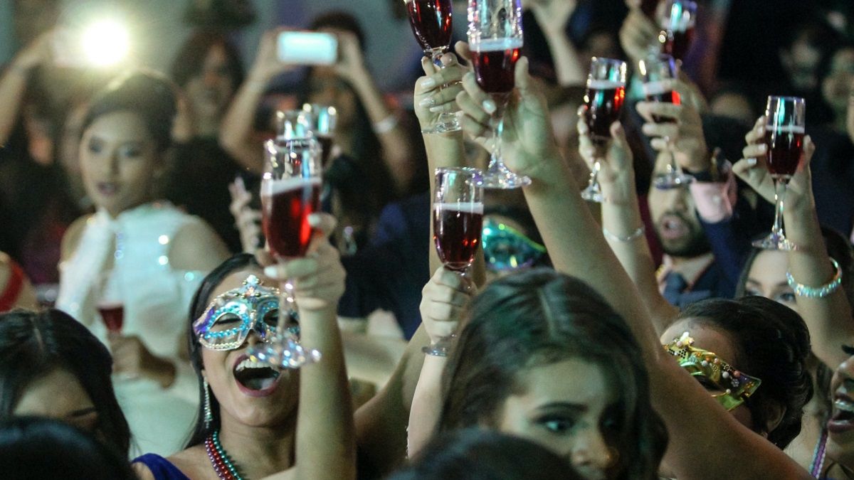 Жителі Мілана втомилися від нічних вечірок туристів Жителі Мілана втомилися від нічних вечірок туристів