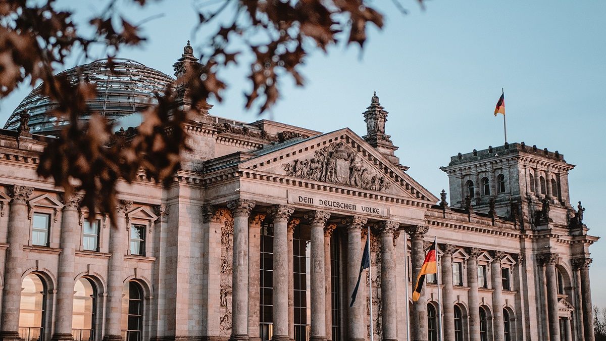 ФРГ может изменить систему выплат для украинцев ФРГ может изменить систему выплат для украинцев