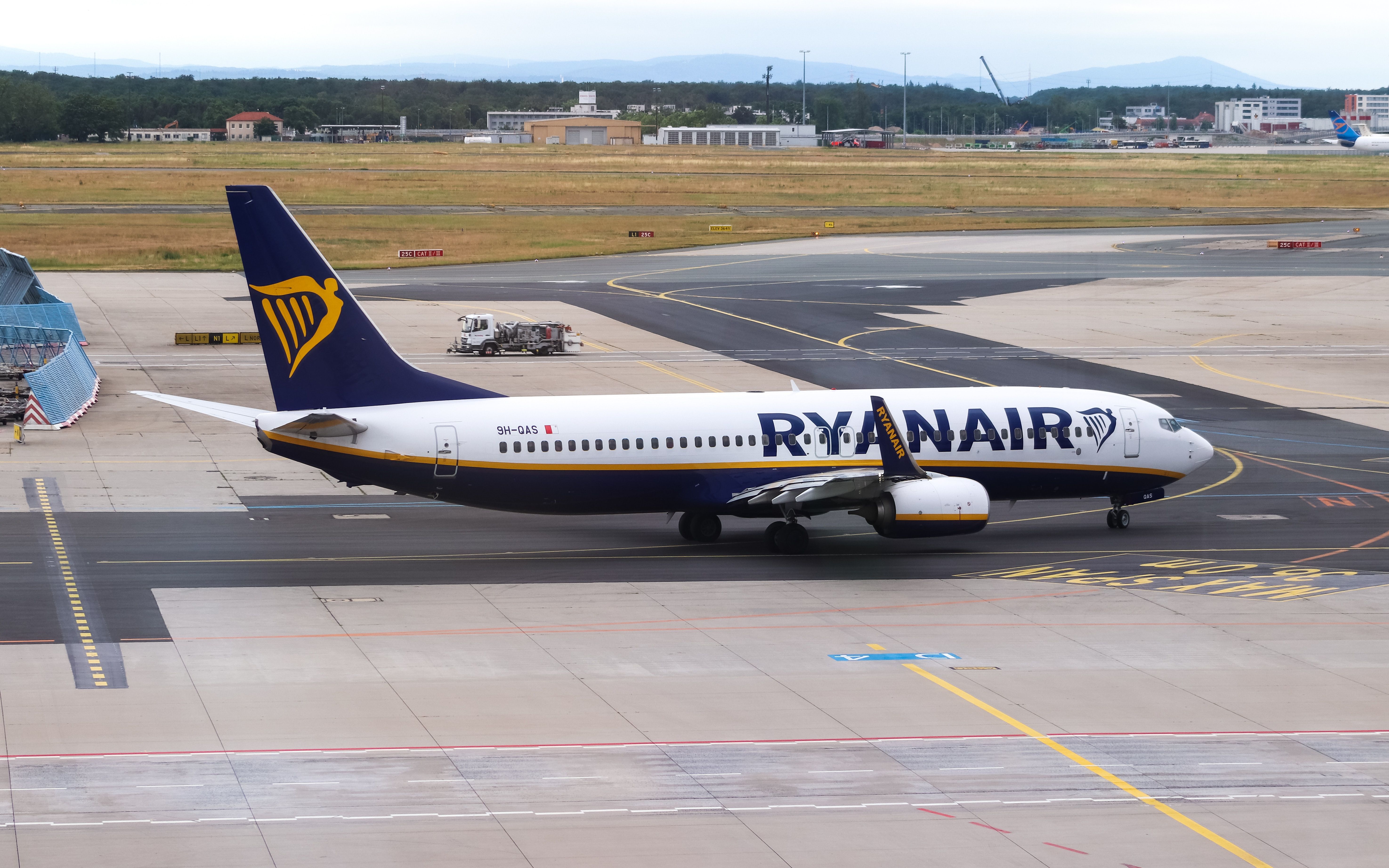 Ryanair повысил цену авиабилетов на 24%