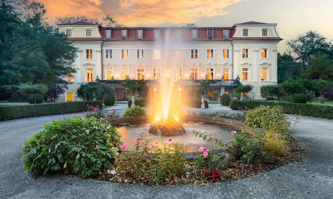 В Австрії продають замок, де жив Моцарт В Австрії продають замок, де жив Моцарт