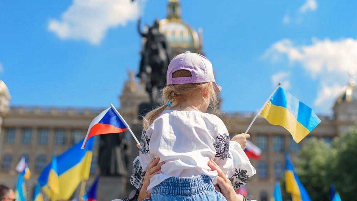 Українців у Чехії мотивують повертатися додому