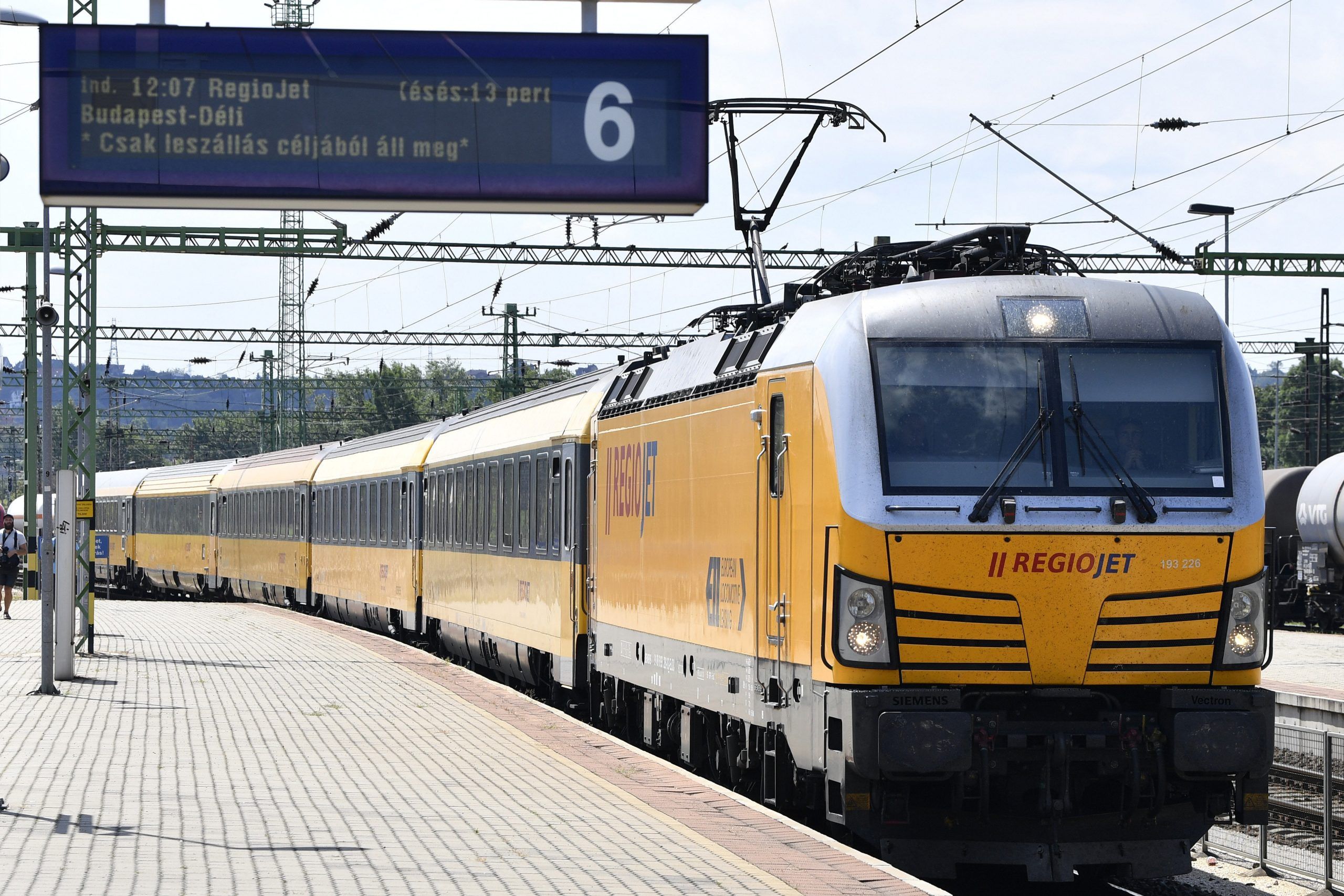 Чехия готова к запуску поездов Прага - Чоп