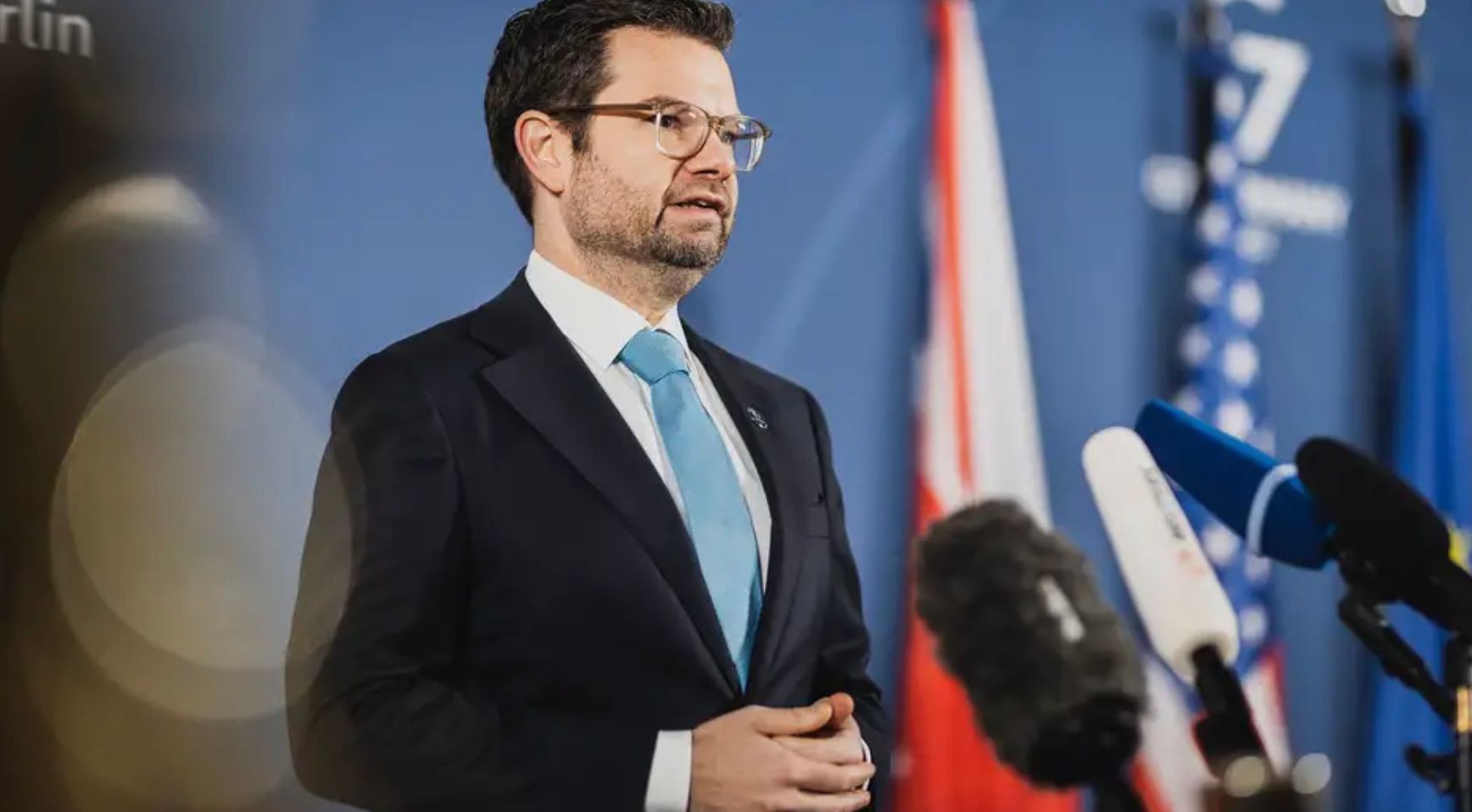 Германия не заставит украинцев возвращаться и воевать Германия не заставит украинцев возвращаться и воевать