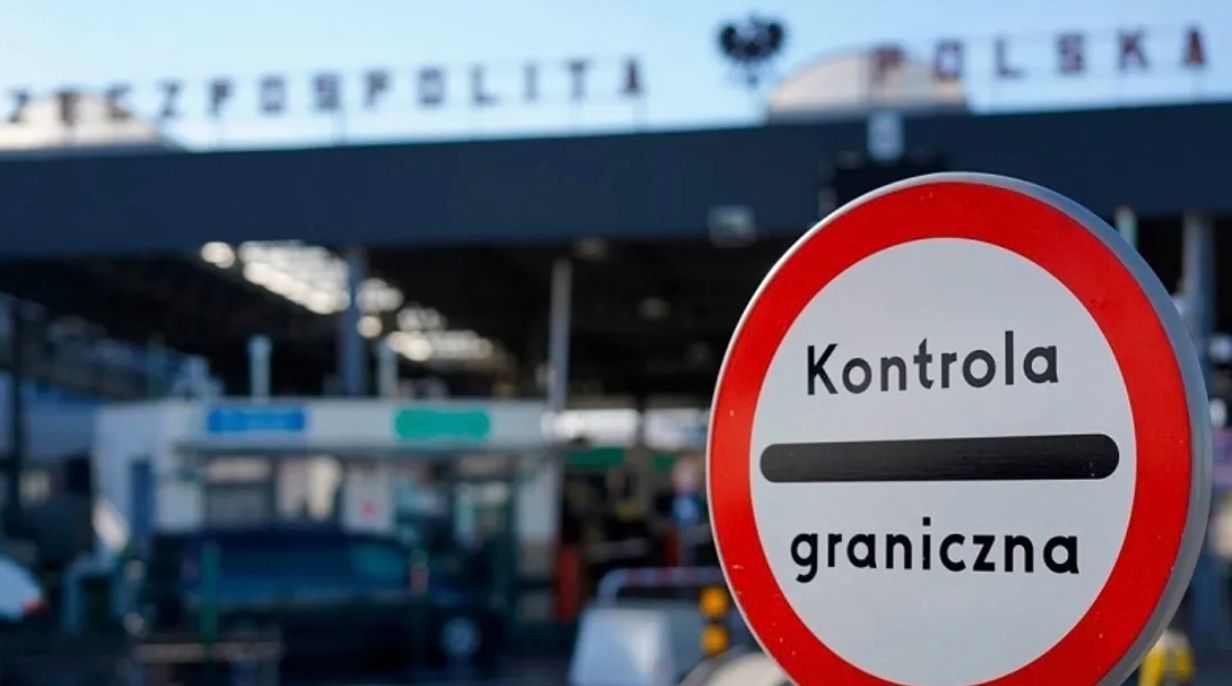 В Польше провели новое исследование об украинцах и их доходах В Польше провели новое исследование об украинцах и их доходах