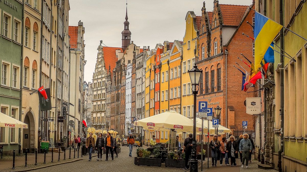 Украинцам в Польше пока не продлили временную защиту Украинцам в Польше пока не продлили временную защиту