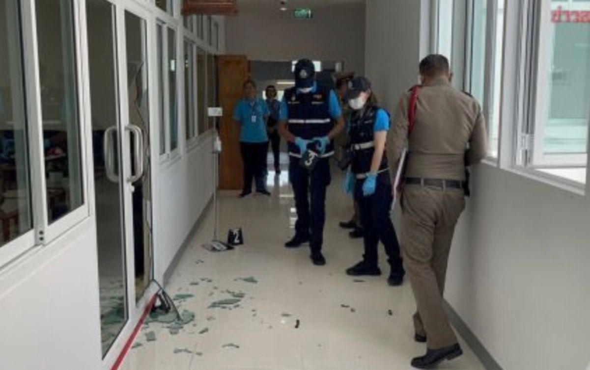 Росіянин із сокирою влаштував безчинство в Таїланді Росіянин із сокирою влаштував безчинство в Таїланді