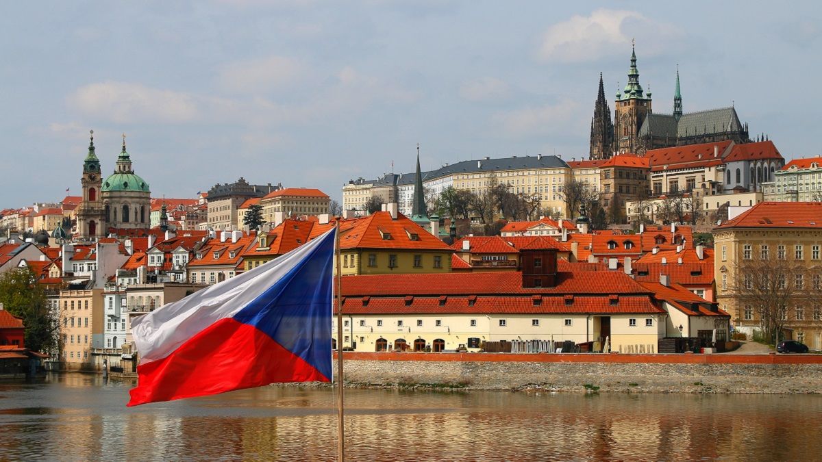 Українських чоловіків не будуть висилати з Чехії Українських чоловіків не будуть висилати з Чехії