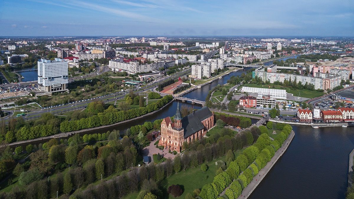 Россияне путешествуют в ЕС на поезде в Калининград Россияне путешествуют в ЕС на поезде в Калининград