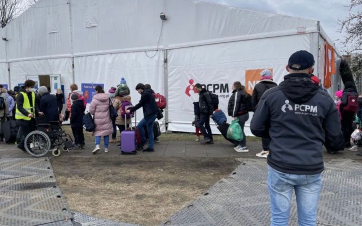 У Варшаві закривають останній пункт допомоги біженцям на Східному вокзалі